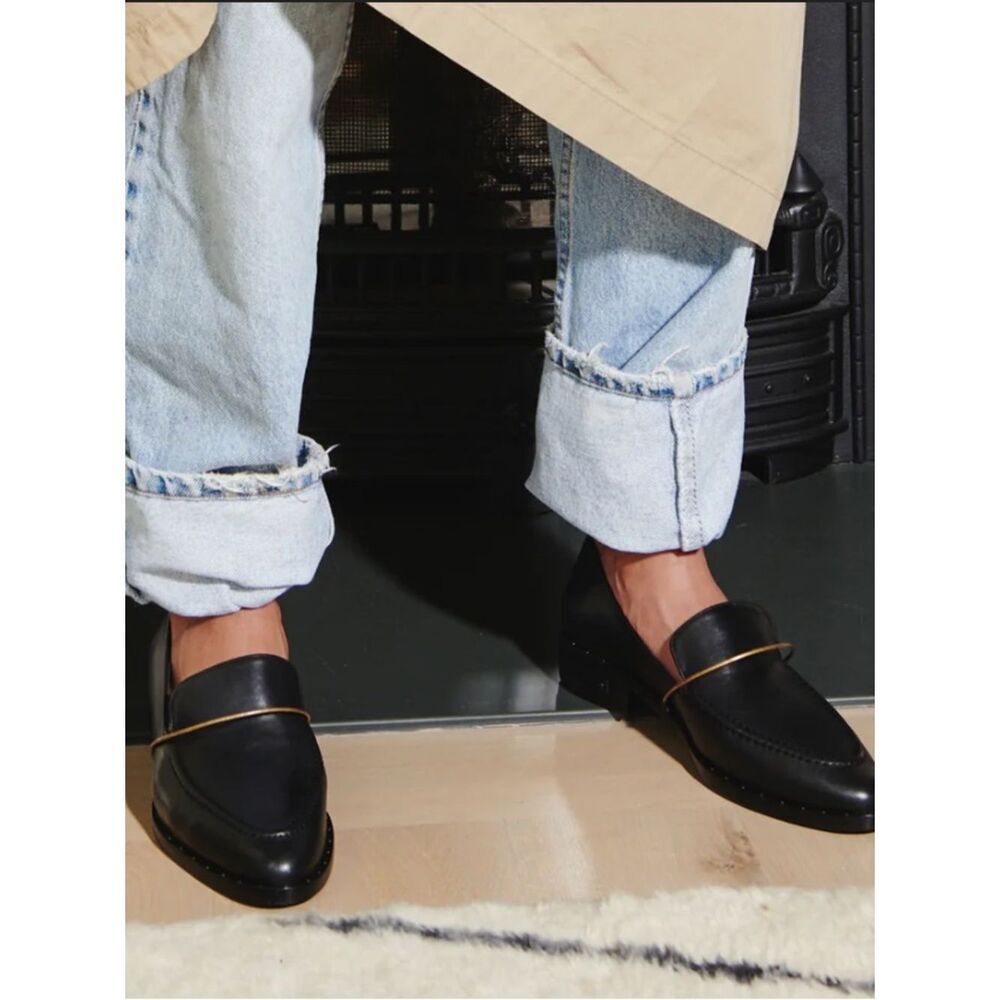 Freda Salvador Women's Light Halo Loafer Flats in black 9.5